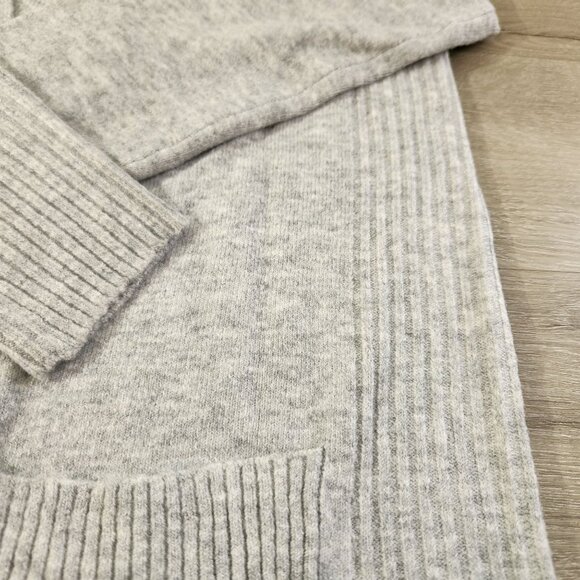 Love Ellie Light Grey Long Sleeve Cardigan With Pockets Women's Size M - Picture 9 of 16